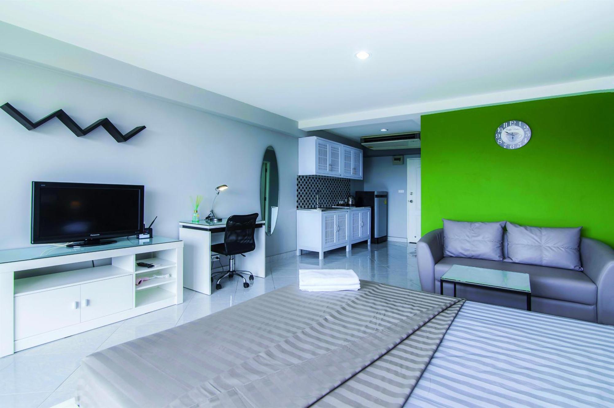 First Hua Hin - Happy Rent Apartment Room photo